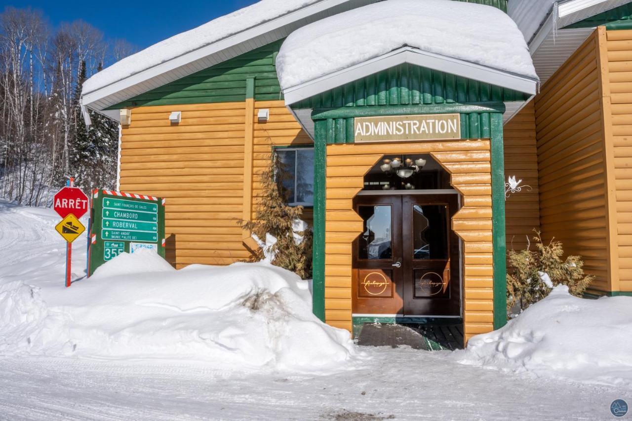 Auberge Eva Lac-Bouchette Екстер'єр фото