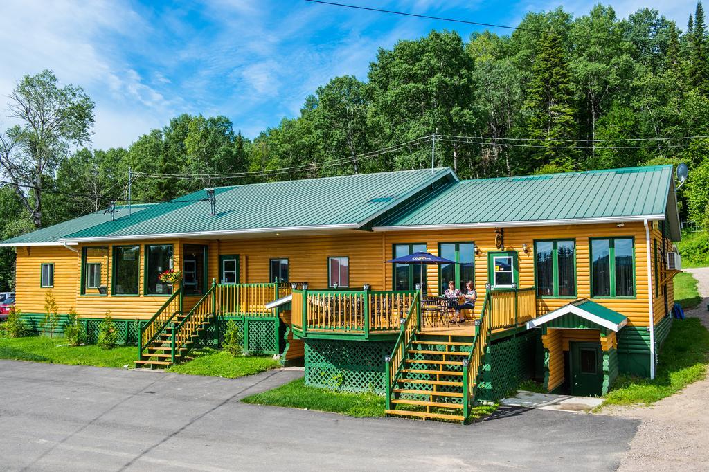 Auberge Eva Lac-Bouchette Екстер'єр фото